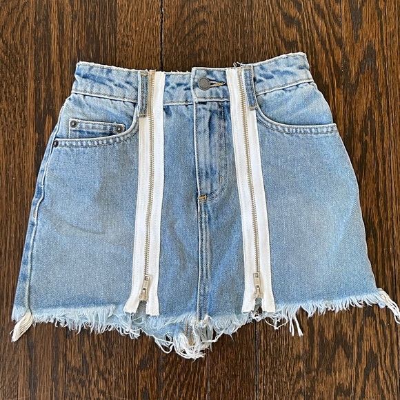 denim skirt - Picture 1 of 3